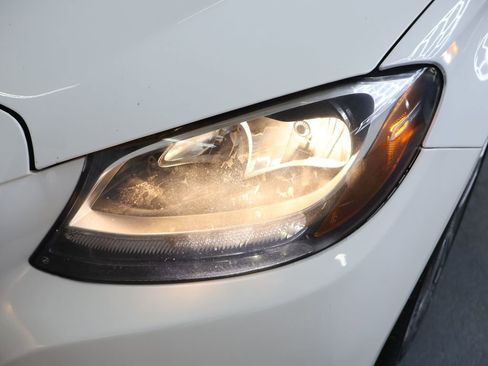 Used 2018 Mercedes-Benz C 300 Sedan image 27