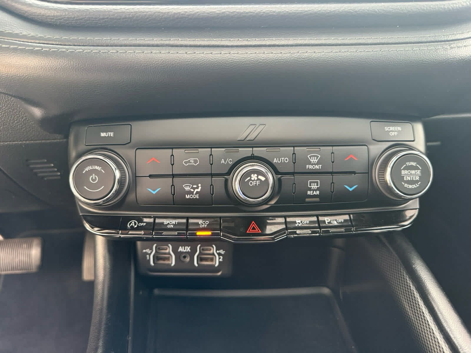 Used 2021 Dodge Durango GT w/ Blacktop Package AWD/4WD image 15
