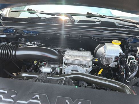 Used 2024 RAM 1500 Big Horn AWD/4WD image 37
