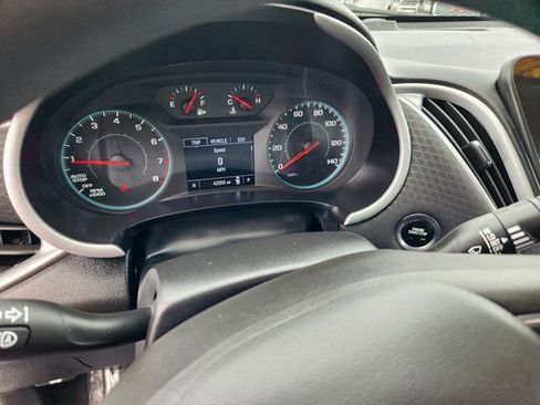 Used 2024 Chevrolet Malibu LT image 19