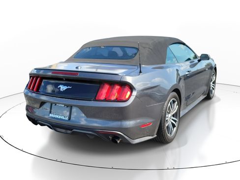Used 2017 Ford Mustang Premium RWD image 6
