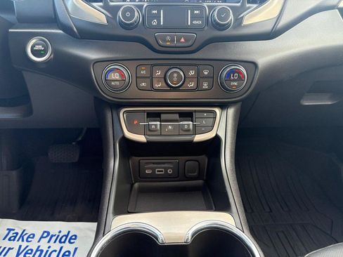 Used 2023 GMC Terrain Denali w/ LPO, Floor Liner Package AWD/4WD image 11