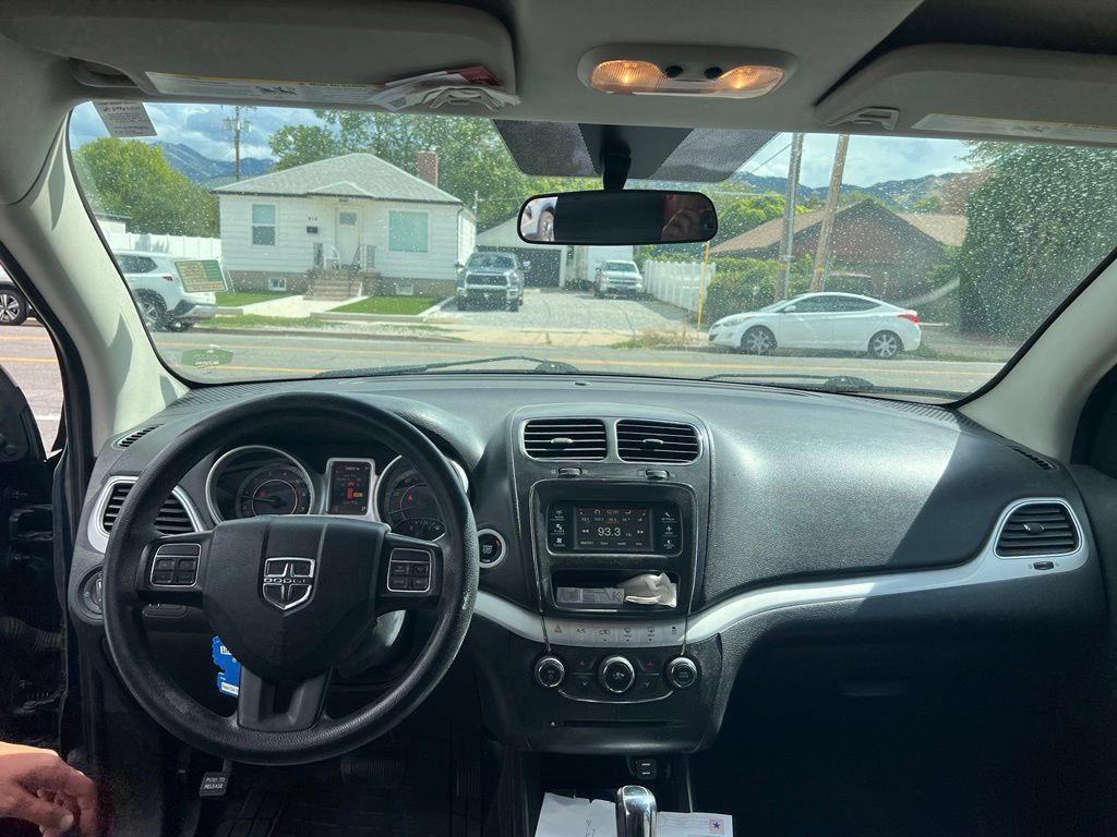 Used 2015 Dodge Journey SXT w/ Flexible Seating Group FWD image 8
