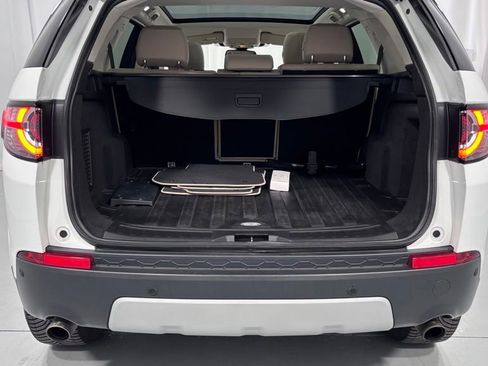 Used 2019 Land Rover Discovery Sport HSE AWD/4WD image 28