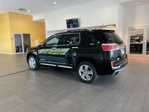 Used 2016 GMC Terrain Denali FWD image 3