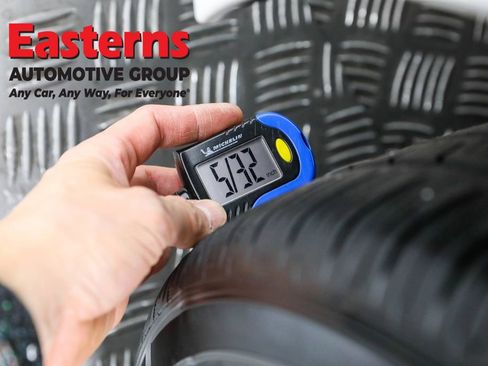 Used 2024 Toyota Camry SE image 30