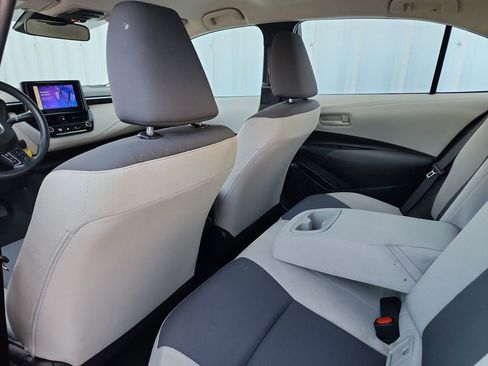 Used 2024 Toyota Corolla LE image 37