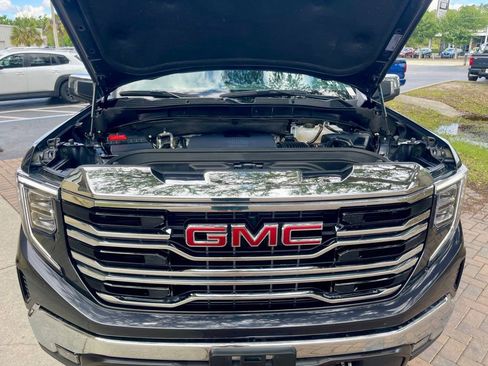 Used 2024 GMC Sierra 1500 SLT RWD image 14