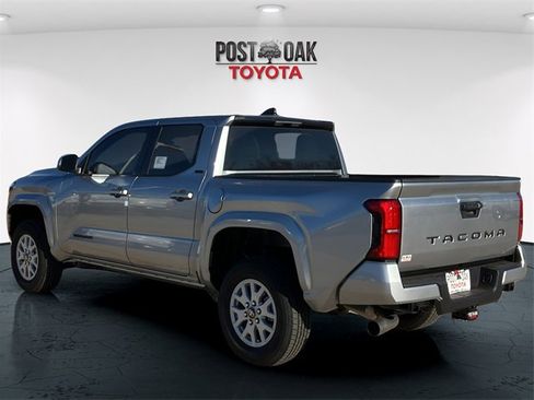 New 2026 Toyota Tacoma SR5 image 5