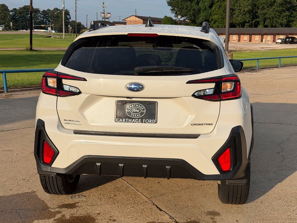 Used 2024 Subaru Crosstrek 2.0i Premium AWD/4WD image 4