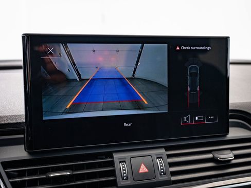 Used 2023 Audi Q5 2.0T Premium w/ Convenience Package image 30