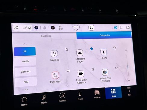 New 2025 Jeep Grand Cherokee Limited w/ Black Appearance Package image 40