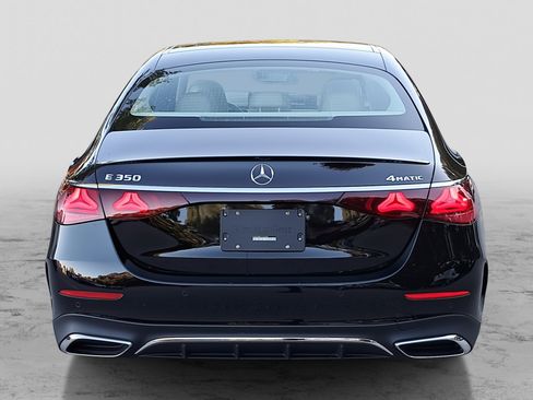 New 2026 Mercedes-Benz E 350 4MATIC Sedan image 6