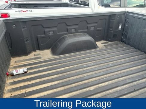 Used 2022 Chevrolet Silverado 1500 RST w/ LPO, Blackout Package AWD/4WD image 9
