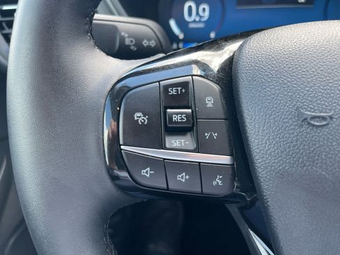 Used 2023 Ford Escape Active w/ Tech Pack #2 AWD/4WD image 11