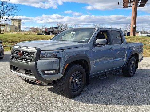 New 2026 Nissan Frontier PRO-4X w/ Pro-4x Convenience Package image 4