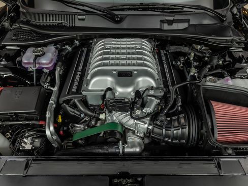 Used 2023 Dodge Challenger SRT Hellcat Redeye RWD image 3