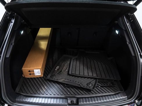 Used 2024 Audi Q4 e-tron Prestige AWD/4WD image 29