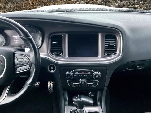 Used 2022 Dodge Charger R/T w/ Blacktop Package image 6