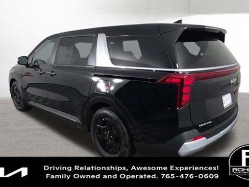 New 2026 Kia Carnival image 8