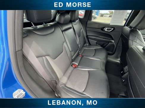 Used 2025 Jeep Compass Latitude w/ Convenience Group AWD/4WD image 27