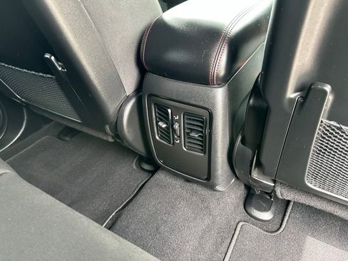 Used 2024 Dodge Durango R/T w/ Trailer Tow Group IV AWD/4WD image 22