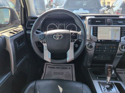 Used 2022 Toyota 4Runner Limited AWD/4WD image 13