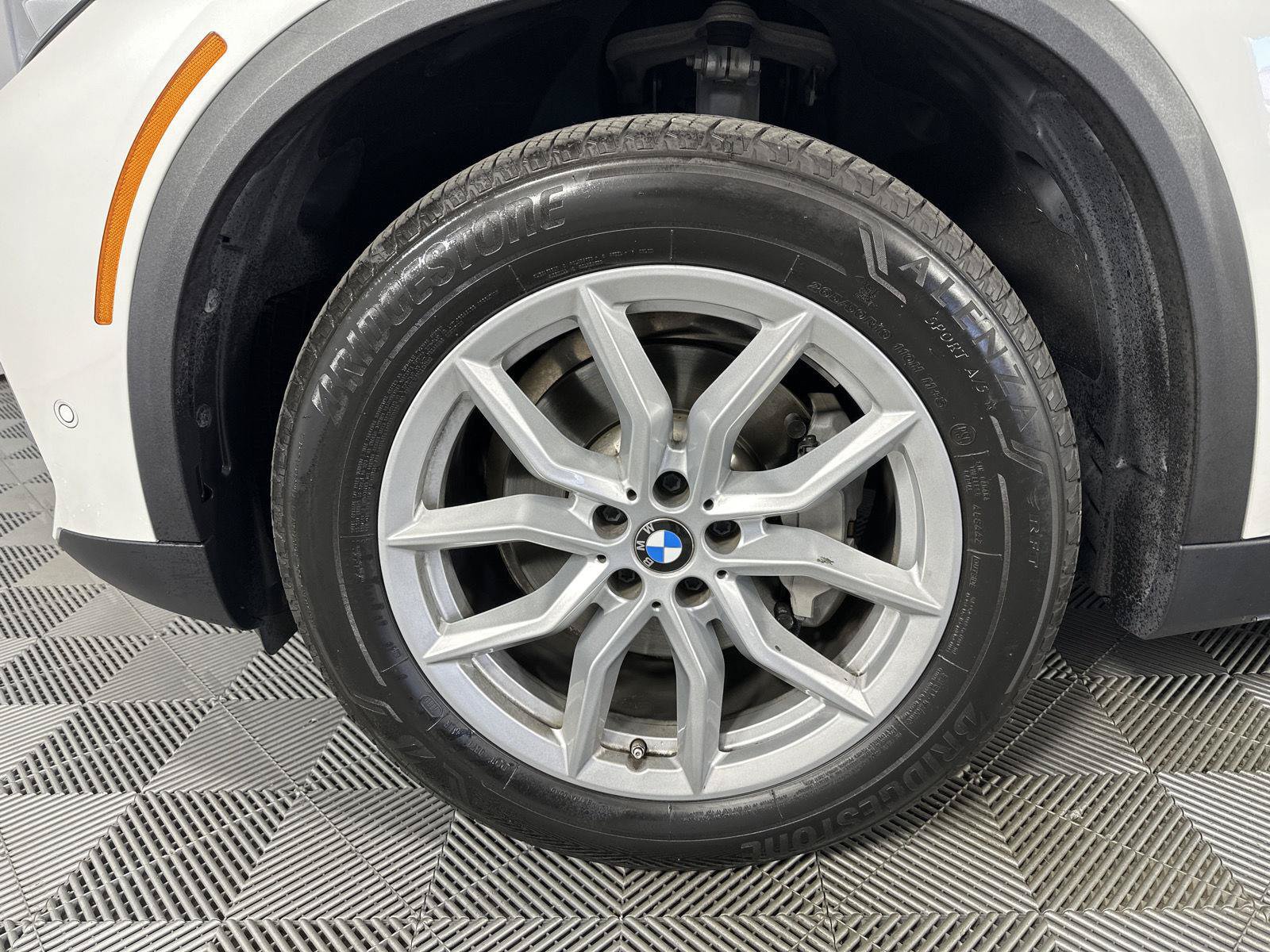 Used 2020 BMW X5 xDrive40i w/ Premium Package AWD/4WD image 5