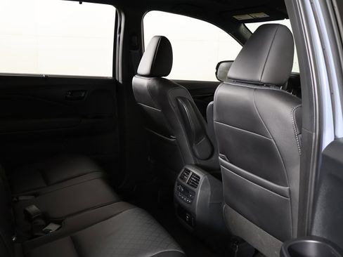 Used 2022 Honda Passport Elite image 32