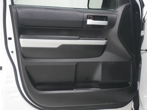 Used 2021 Toyota Tundra SR5 RWD image 15
