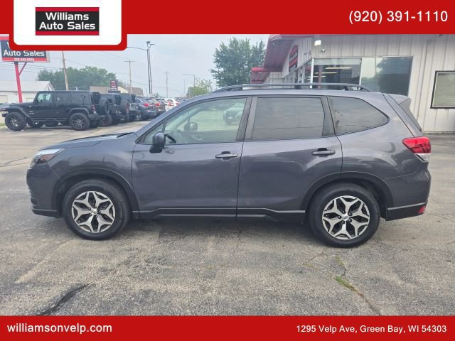 Used 2022 Subaru Forester Premium AWD/4WD image 7