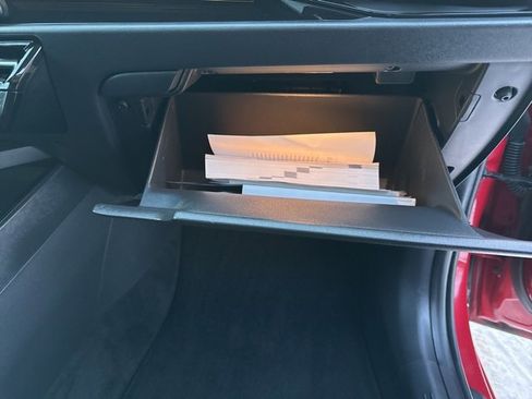 Used 2023 Kia Niro SX image 45