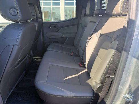 Used 2025 Chevrolet Colorado ZR2 w/ Technology Package image 11