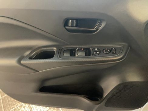 Used 2025 Nissan Versa S w/ S Plus Package FWD image 7