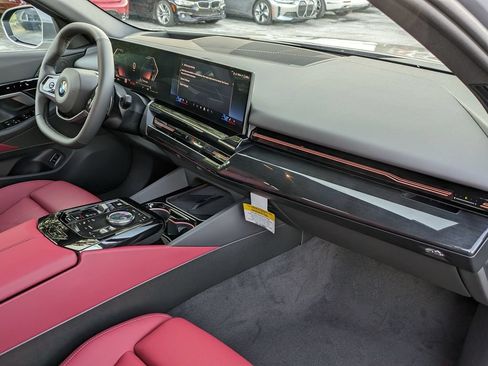 New 2026 BMW 530i w/ Premium Package RWD image 28