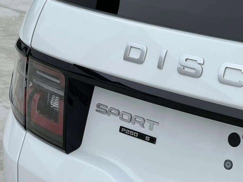 Used 2020 Land Rover Discovery Sport S image 12