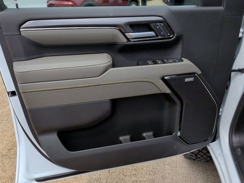 New 2026 Chevrolet Silverado 2500 ZR2 AWD/4WD image 10