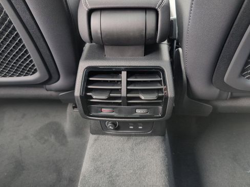 New 2025 Audi Q3 2.0T Premium image 21