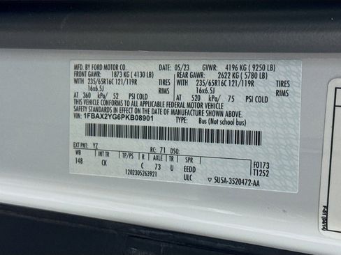 Used 2023 Ford Transit 350 XLT image 35
