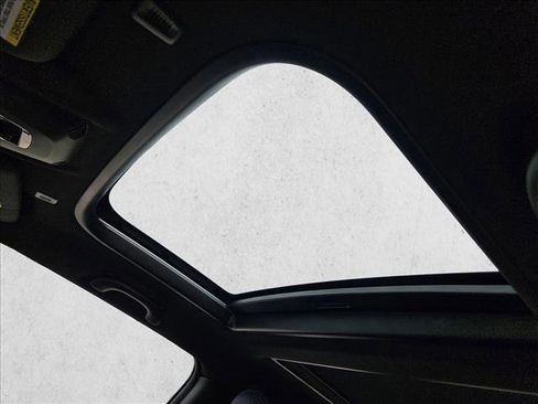 Certified 2025 MINI Cooper S image 17