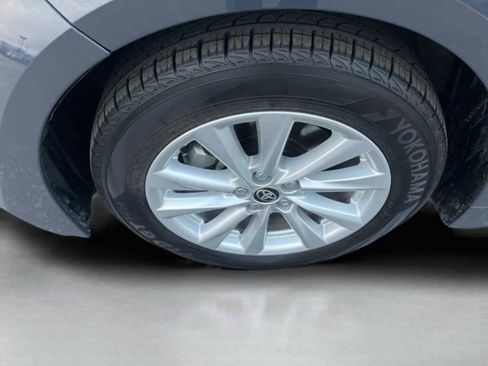 Used 2023 Toyota Corolla LE image 11
