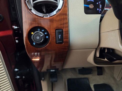 Used 2016 Ford F250 King Ranch w/ FX4 Off-Road Package image 42