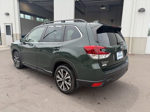 Used 2023 Subaru Forester Limited AWD/4WD image 7