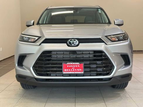 New 2026 Toyota Grand Highlander XLE AWD/4WD image 6
