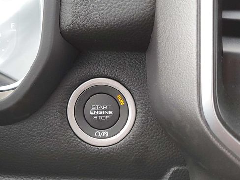 New 2026 RAM 1500 4x4 Crew Cab image 20