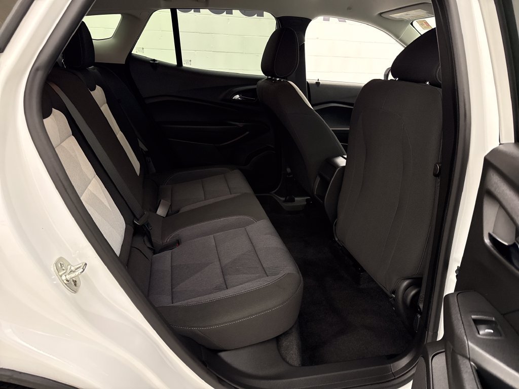 Used 2024 Chevrolet Trax LS FWD image 23