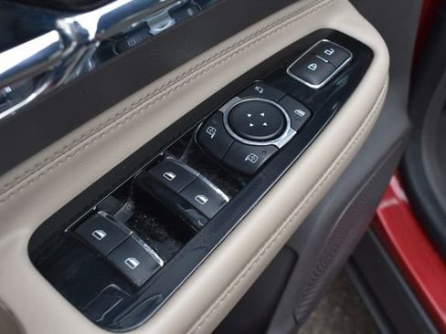 Used 2023 Lincoln Corsair Reserve w/ Equipment Group 201A AWD/4WD image 18