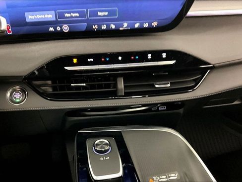 New 2026 Buick Enclave Sport Touring w/ Super Cruise Package FWD image 7