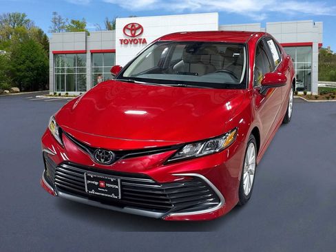 Certified 2024 Toyota Camry LE image 1