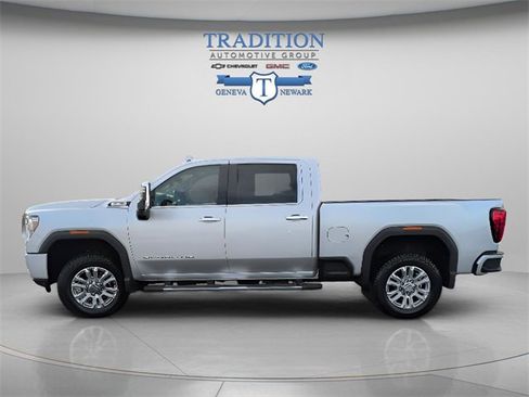 Used 2021 GMC Sierra 2500 Denali w/ Denali Ultimate Package image 2